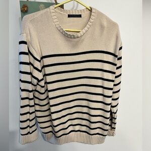 Brandy Melville oversized sweater